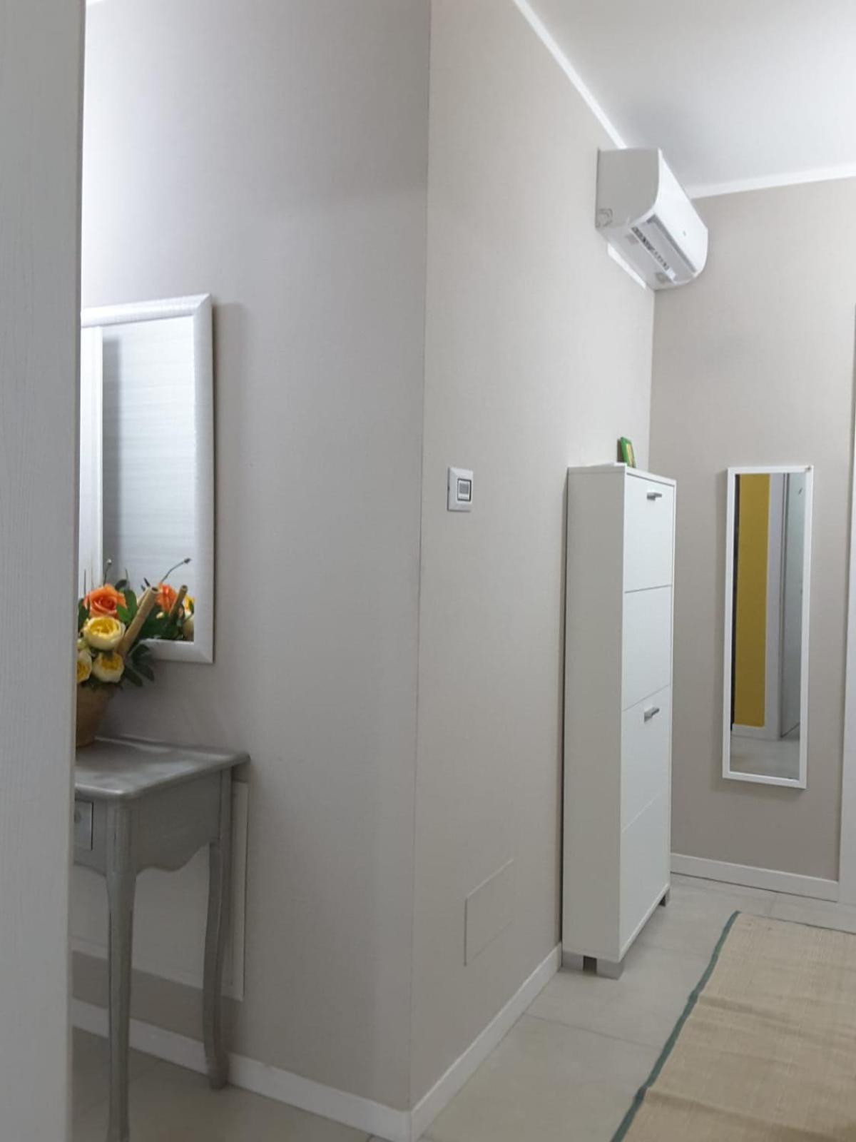 Lucrece Holiday Apartment トリノ エクステリア 写真