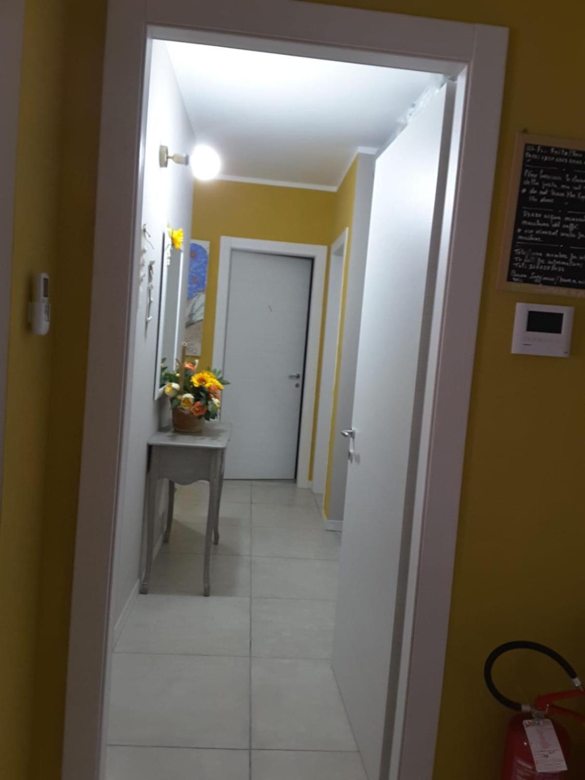 Lucrece Holiday Apartment トリノ エクステリア 写真